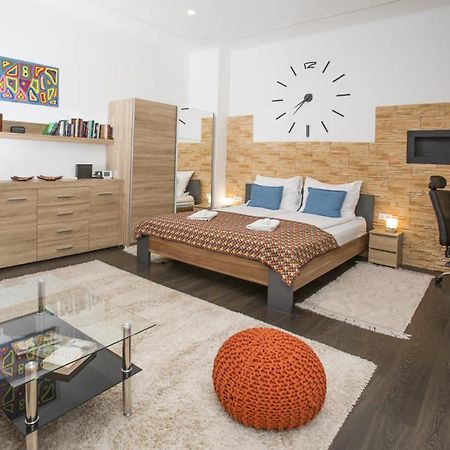 H20 Colors Apartment Budapest Ngoại thất bức ảnh