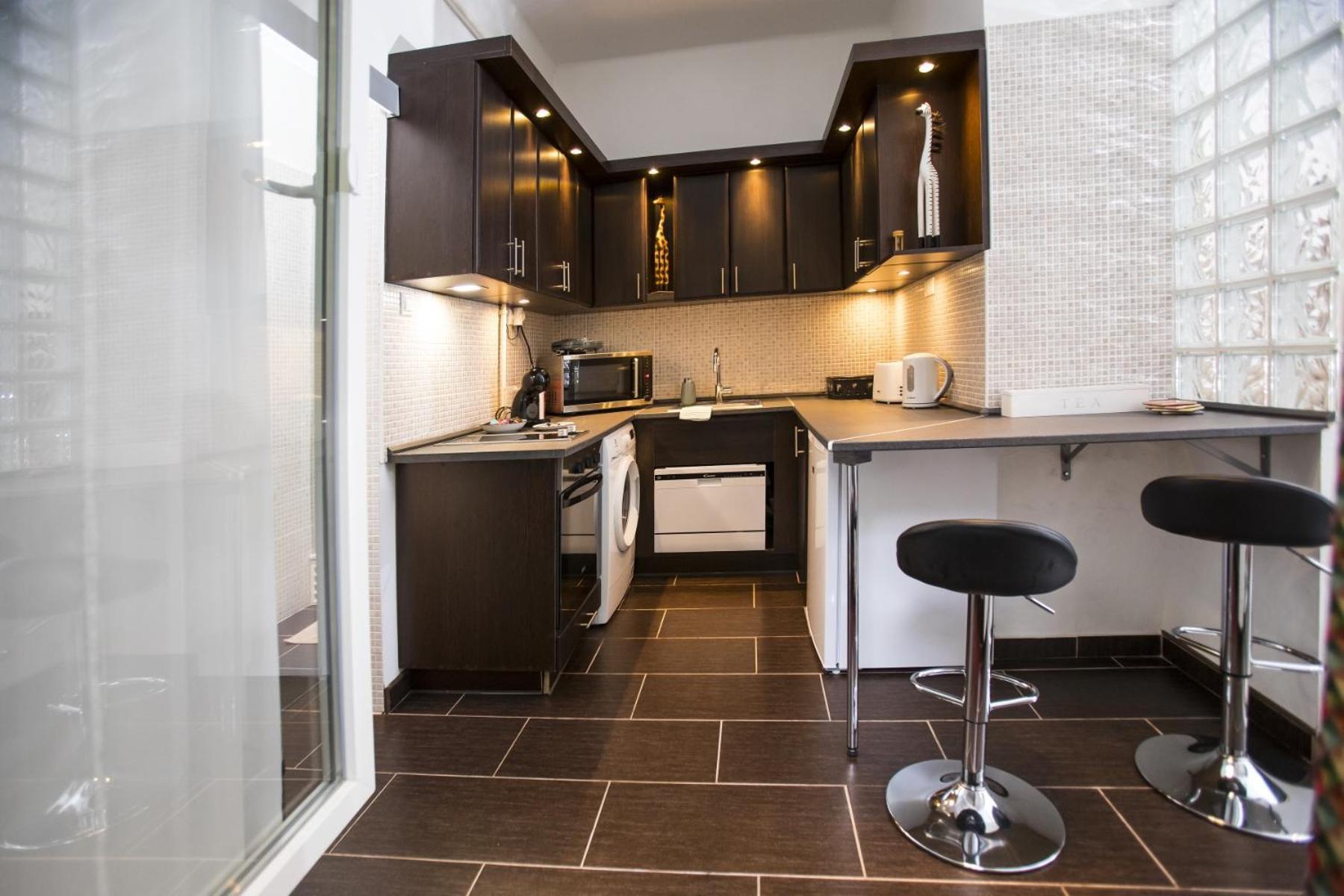 H20 Colors Apartment Budapest Ngoại thất bức ảnh